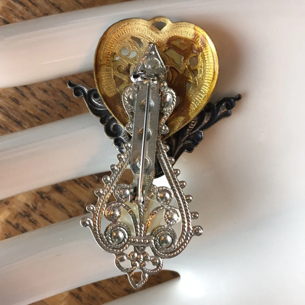 Steampunk Brooch - Picture 4 of 6